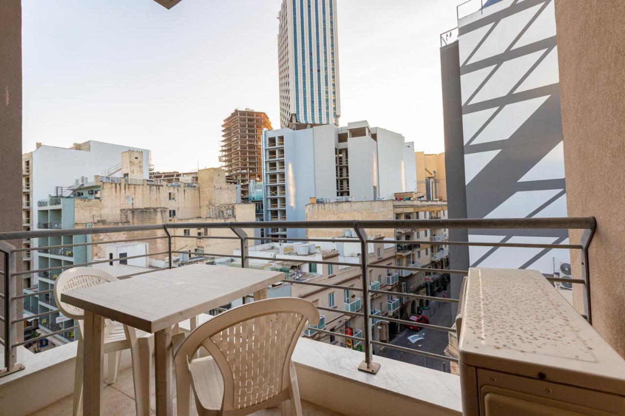 Lovely, Spacious High Floor Apt In Central Pv & Ac By 360 Estates Saint Julian's Bagian luar foto