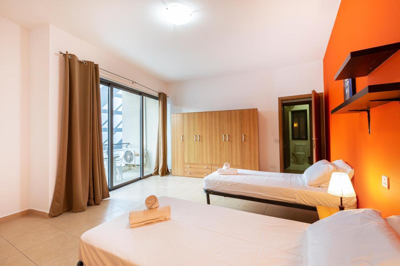 Lovely, Spacious High Floor Apt In Central Pv & Ac By 360 Estates Saint Julian's Bagian luar foto