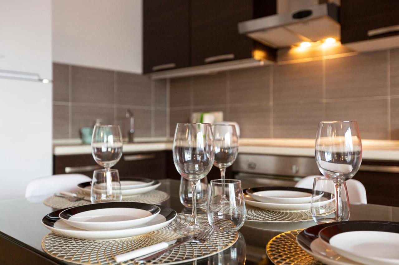 Lovely, Spacious High Floor Apt In Central Pv & Ac By 360 Estates Saint Julian's Bagian luar foto